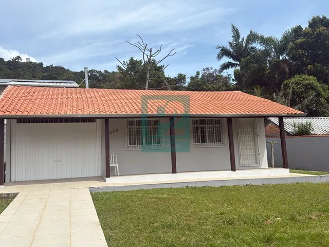 Imagem 5: Casa com 02 Dormitórios na Praia do Centro em Bombinhas/Sc