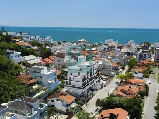 Imagem 4: Ótima Localização!! Cobertura Duplex com 3 Suítes a Poucos Metros da Praia de Bombinhas/Sc