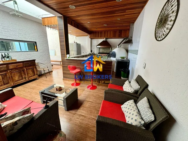 Imagem: Ampla Casa com Garagem Fechada e Área Gourmet