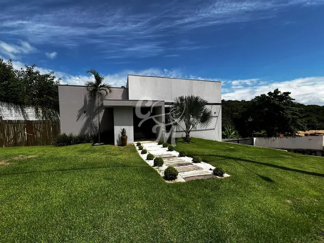 Imagem: Casa Térrea de Alto Padrão em Condomínio