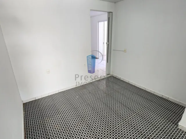 Imagem 7: Prédio Versátil de 550M²: Comércio e Residência em Um Só Imóvel!