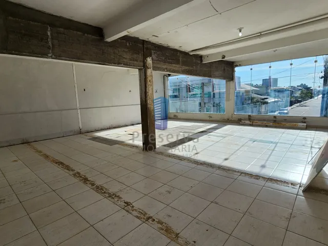 Imagem 15: Prédio Versátil de 550M²: Comércio e Residência em Um Só Imóvel!