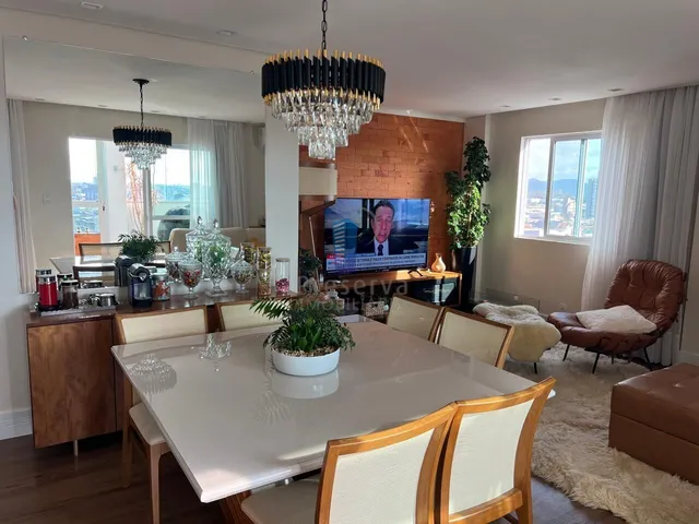 Imagem: Cobertura de Luxo Semi-Mobiliada para Venda!