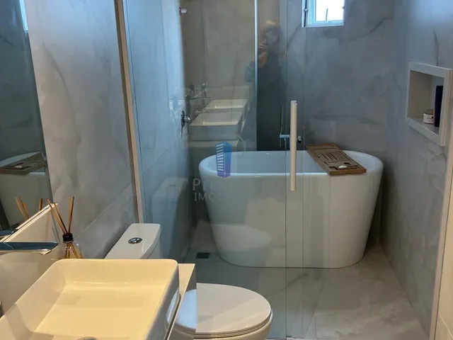 Imagem 16: Cobertura de Luxo Semi-Mobiliada para Venda!