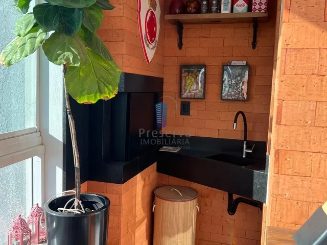 Imagem 2: Cobertura de Luxo Semi-Mobiliada para Venda!