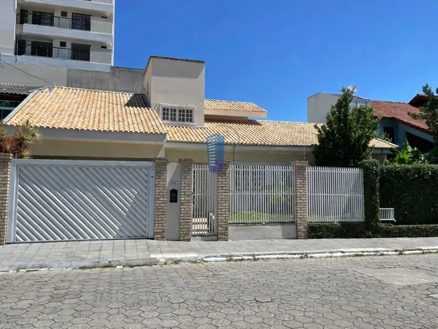 Imagem: Casa Ampla para Venda no Bairro Dom Bosco