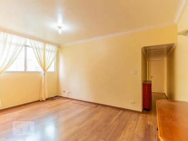 Imagem: O apartamento possui 2 Dormitórios, 1 Suíte, 3 Banheiros,