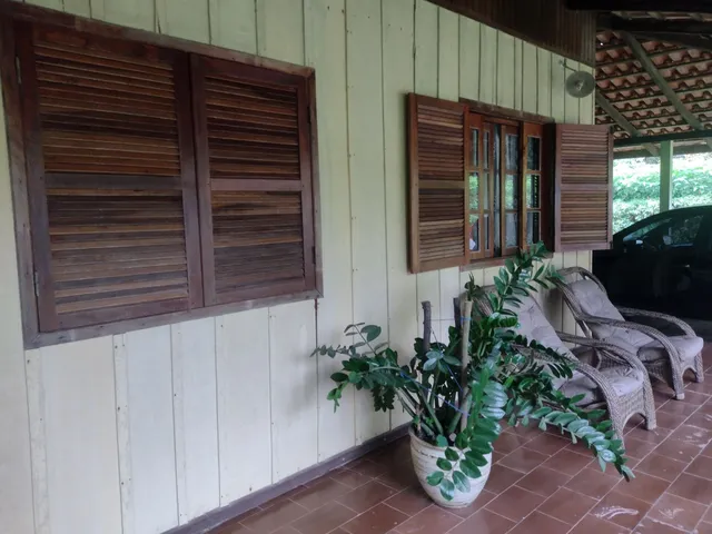 Imagem 8: Chácara para Locação em Antonina com 1.294,00 Metros Casa Toda Varandada Próximo a Ponta da Pita