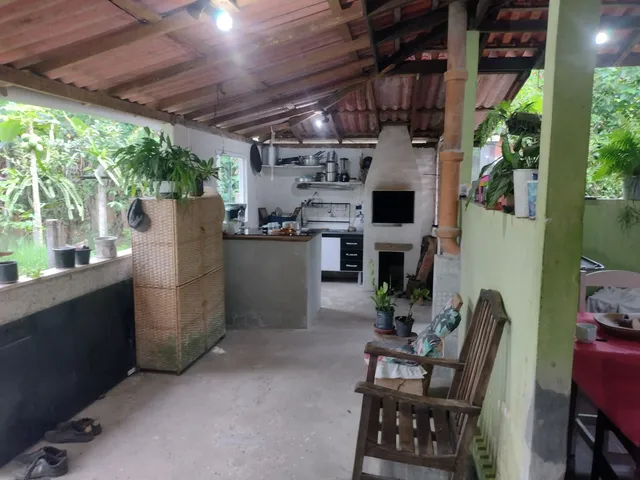 Imagem 4: Chácara para Locação em Antonina com 1.294,00 Metros Casa Toda Varandada Próximo a Ponta da Pita