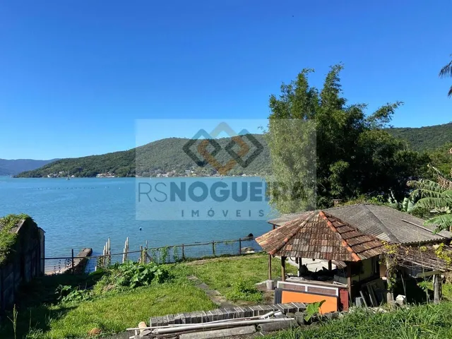 Imagem: Lindo Terreno em Enseada do Brito, 709M2