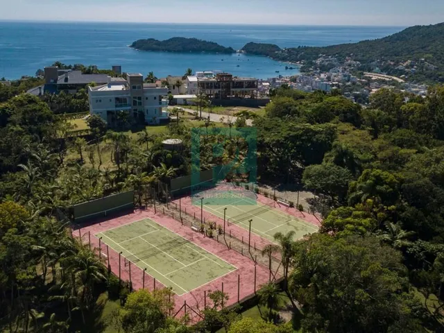 Imagem 10: Casa com Vista Panorâmica para o Mar no Centro de Bombinhas/Sc