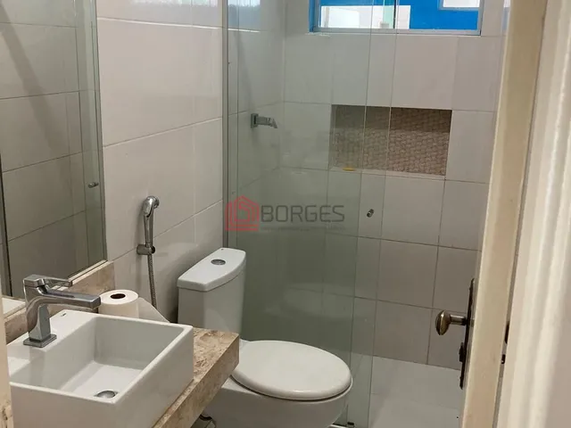 Imagem 4: Casa com 04 Quartos Sendo 02 Suites com Closet, Incluindo Uma Master com Hidro, Piscina