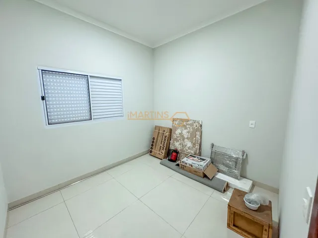 Imagem 4: Casa À Venda no Bairro Jardim Interlagos - Araguari/Mg