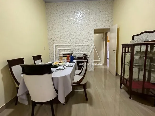 Imagem 9: Excelente Oportunidade: Casa com 3 Quartos e Edícula À Venda