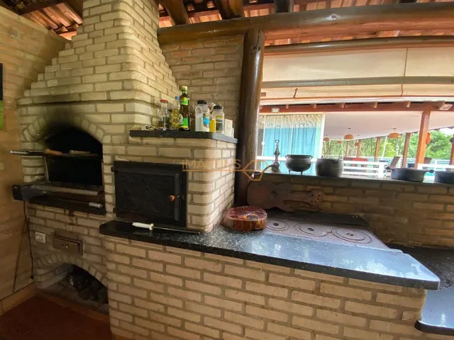 Imagem: Casa de Alto Padrão À Venda