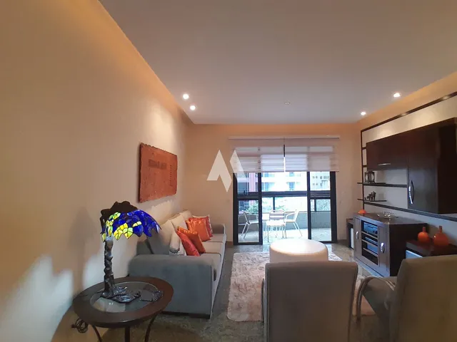 Imagem: Apartamento À Venda com 3 Suítes e na
