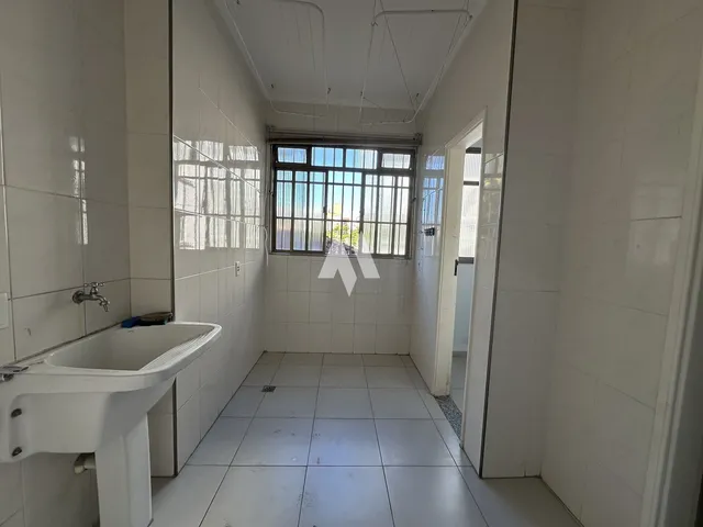 Imagem 3: Casa com 6 Dormitórios para Alugar, 250 M² por R$ 12.000,00/Mês - Embaré - Santos/Sp