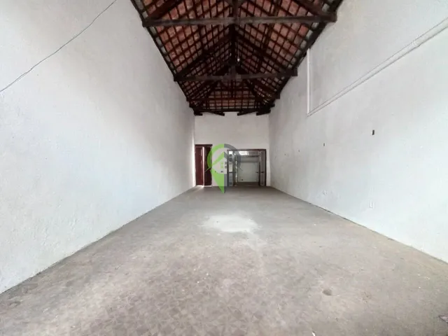 Imagem: Pavilhão/Galpão À Venda em Santos/Sp