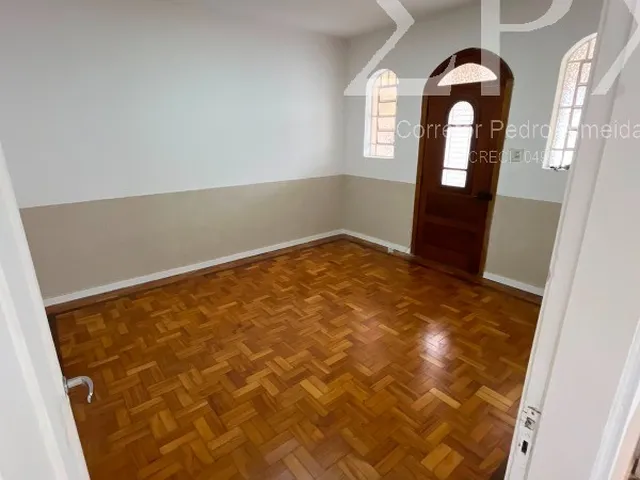 Imagem: Casa de 3 Dormitórios Totalmente Térrea