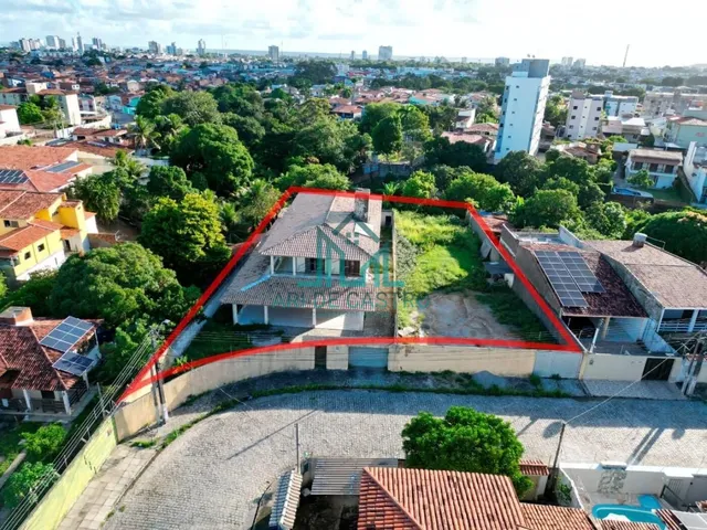 Imagem 3: Casa e Terreno à venda com 5 Quartos tendo uma Suíte Master no Loteamento Bariloche no