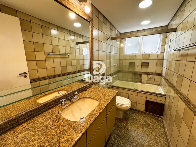 Imagem 10: Apartamento na Agronômica - 3 Dormitórios, Sendo 1 Suite - Florianópolis/Sc