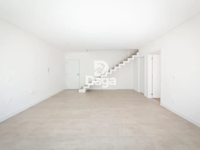 Imagem 3: Apartamento Duplex 2 Suítes e 3 Vagas de Garagens no João Paulo, Florianópolis/Sc