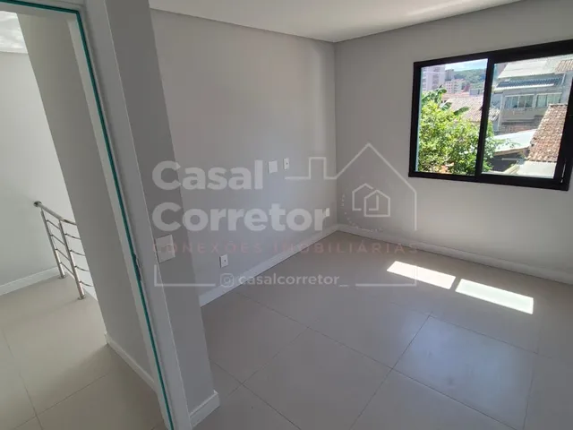 Imagem 8: Casa de 3 Dormitórios Sendo 1 Suíte em Condomínio Fechado