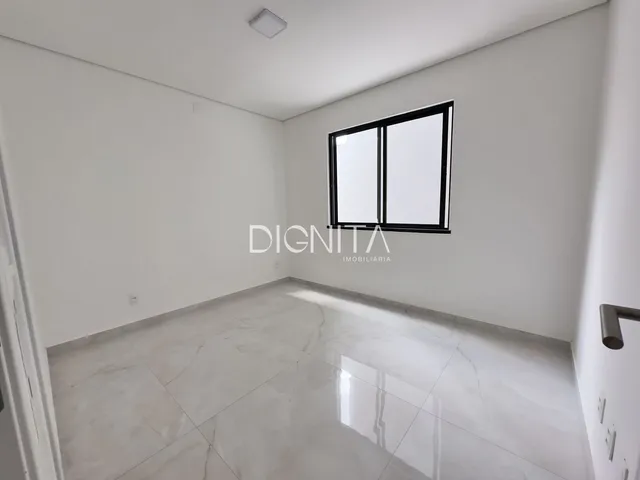 Imagem 16: Duplex 4 suites centro- Eusébio