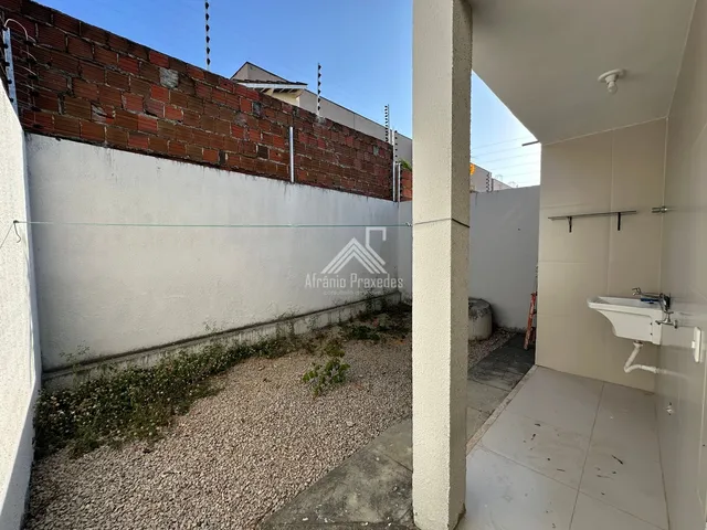 Imagem 10: Vende casa térrea 3 dormitórios bairro Coité Eusébio-CE