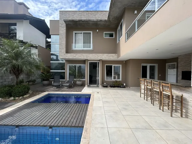Imagem 4: Casa de Alto Padrão no Centro de Garopaba Sc