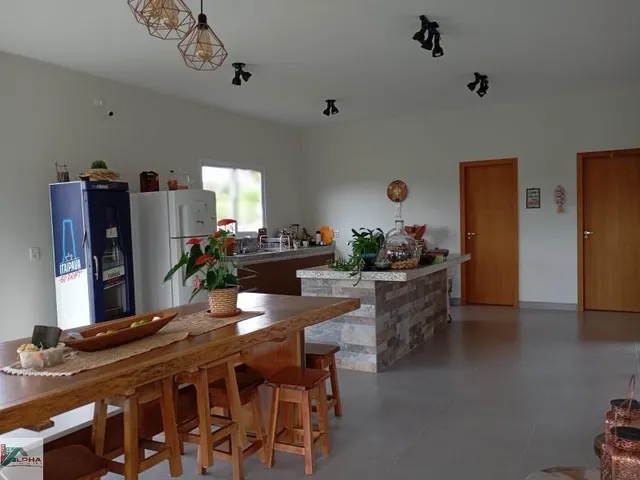 Imagem 4: Casa em condomínio à venda em Chapada dos Guimarães-MT, Bairro Bom Clima: 3 quartos, 1