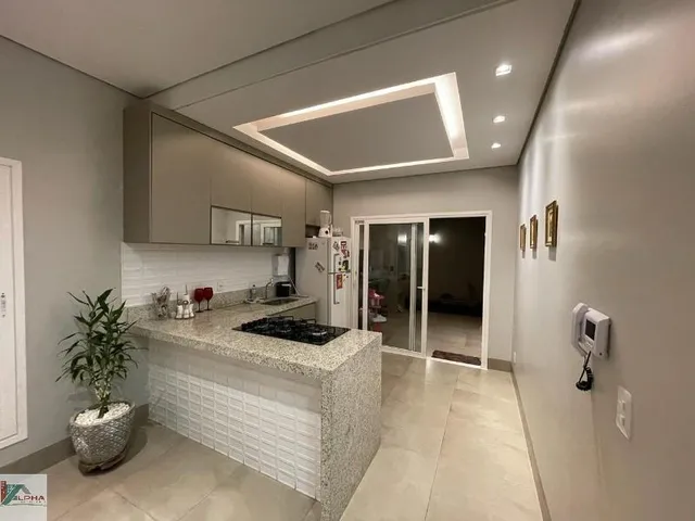 Imagem 8: Imóvel de Luxo à Venda em Cuiabá-MT: Casa com 2 Quartos, 1 Suíte, 1 Sala, 2