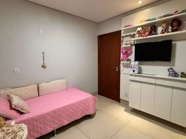 Imagem 10: Casa de Luxo em Condomínio no Jardim Imperial - Cuiabá-MT: 3 Quartos, 3 Suítes, 2