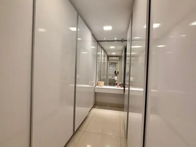 Imagem 6: Casa de Luxo em Condomínio no Jardim Imperial - Cuiabá-MT: 3 Quartos, 3 Suítes, 2