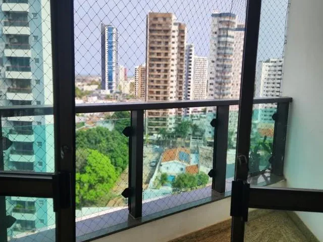 Imagem 4: Imperdível oportunidade: Apartamento de luxo com 3 suítes, 3 salas e 3 vagas de garagem