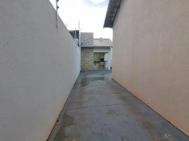 Imagem 2: Casa à venda em Cuiabá-MT, Parque Atalaia: 2 quartos, 1 sala, 2 banheiros, 2 vagas