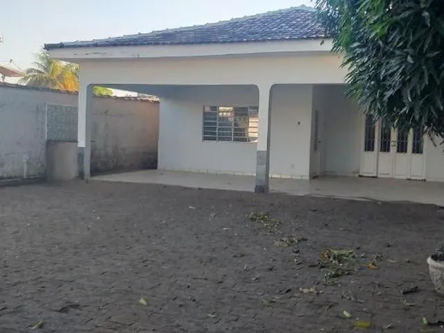 Imagem: Casa Comercial de Luxo no Centro Sul de
