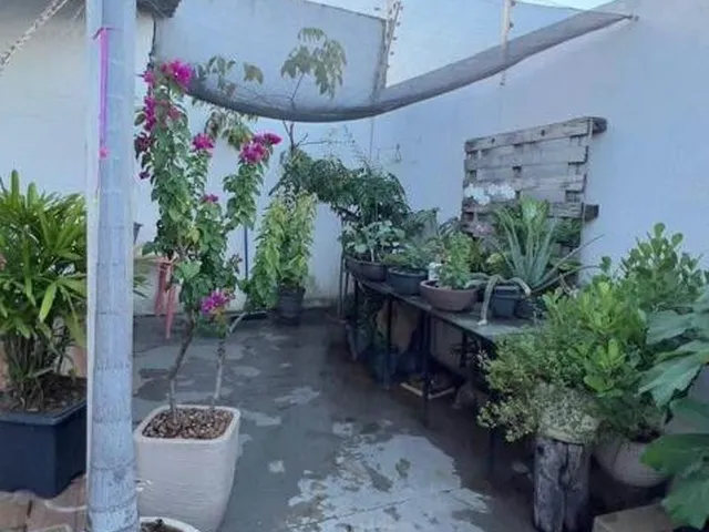 Imagem 6: Casa de Luxo para Locação no Areão: 5 Quartos, 1 Suíte, 2 Salas, 3 Banheiros, 2 Vagas