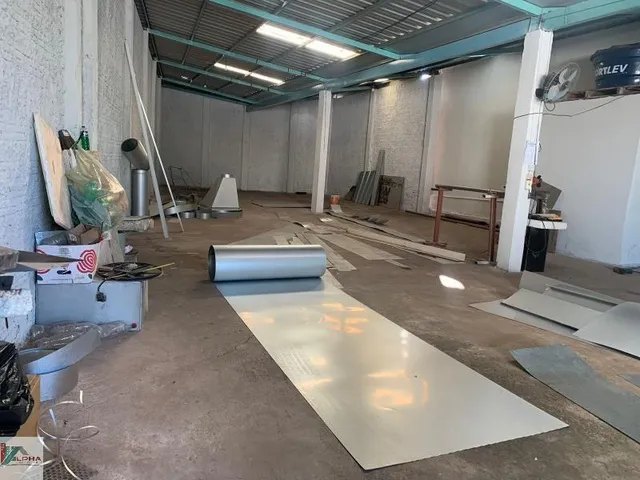Imagem 2: Barracão comercial para locação no Areão em Cuiabá-MT: 1 sala, 1 banheiro, 200m² de