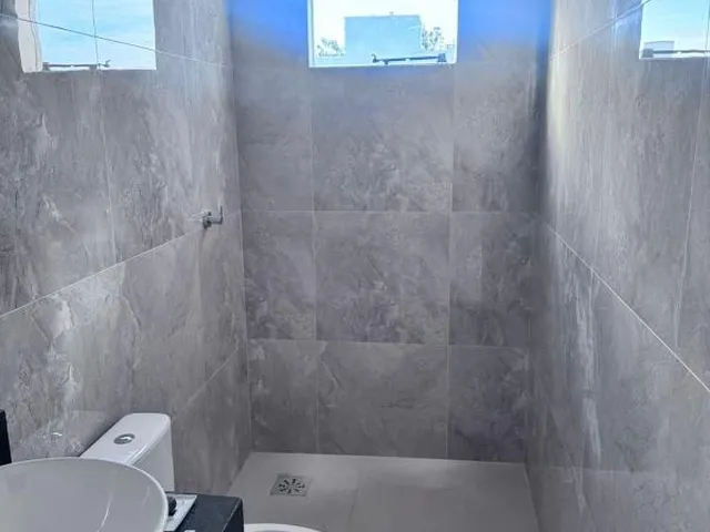 Imagem 2: Casa de alto padrão em condomínio no Distrito Industrial: 3 quartos, 1 suíte, 118m²