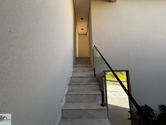 Imagem 4: Casa em condomínio de luxo: 3 quartos, 3 suítes, 3 salas, 4 banheiros, 4 vagas de