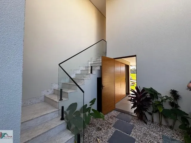 Imagem 9: Casa em condomínio de luxo: 3 quartos, 3 suítes, 3 salas, 4 banheiros, 4 vagas de