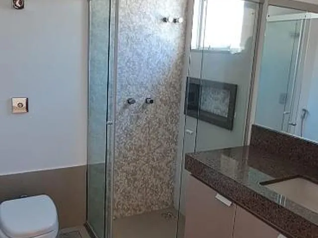 Imagem 8: Casa de Condomínio de Luxo no Jardim Itália, Cuiabá-MT: 4 Quartos, 3 Suítes, 3 Salas