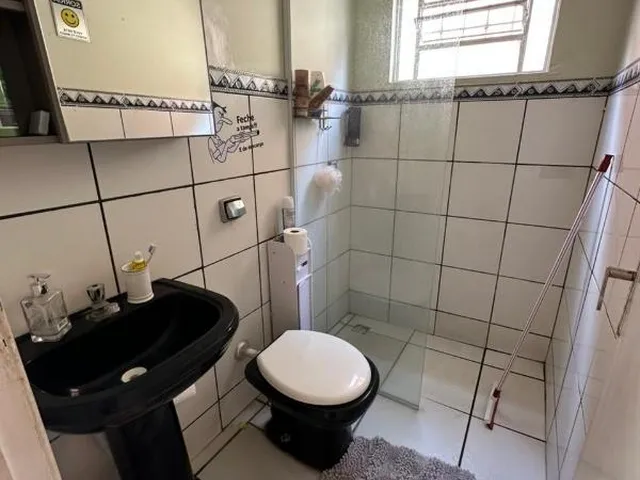 Imagem 11: Residência de Alto Padrão no Condomínio Jardim Presidente em Cuiabá-MT: 2 quartos, 1