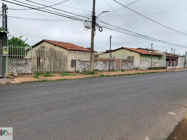 Imagem 5: Terreno à venda em Cuiabá-MT, bairro Poção, 460,32m² de área. Invista no seu futuro