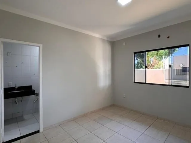 Imagem 12: Casa à venda em Nova Mutum-MT, Bairro Lírio do Campos: 3 quartos, 1 suíte, 1 sala, 2