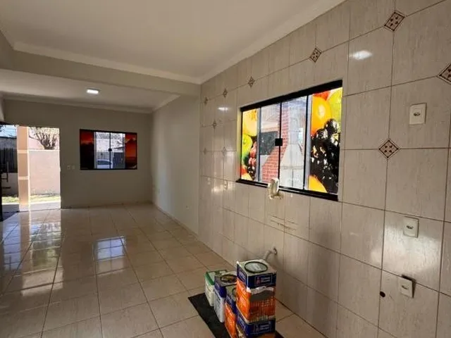 Imagem 3: Casa à venda em Nova Mutum-MT, Bairro Lírio do Campos: 3 quartos, 1 suíte, 1 sala, 2