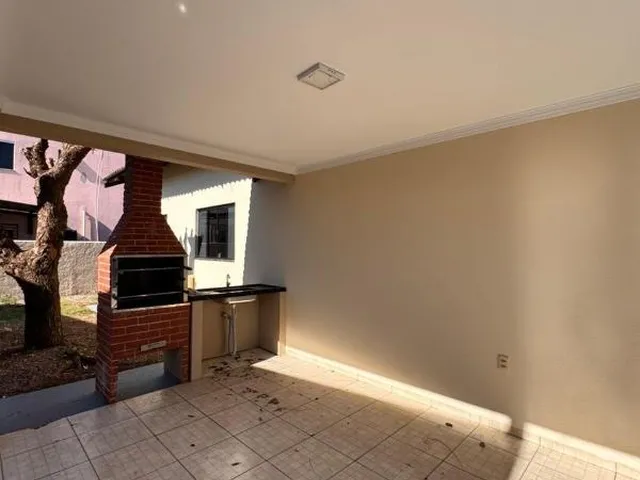 Imagem 10: Casa à venda em Nova Mutum-MT, Bairro Lírio do Campos: 3 quartos, 1 suíte, 1 sala, 2