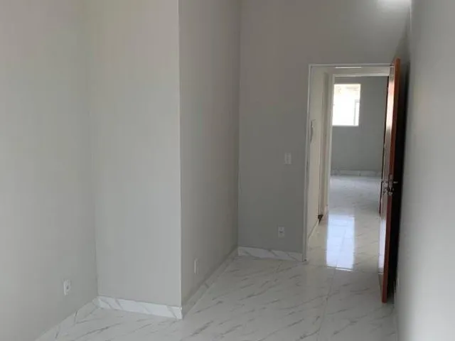 Imagem 2: Casa à venda no Centro-sul de Várzea Grande-MT: 2 quartos, 1 sala, 1 banheiro, 2 vagas