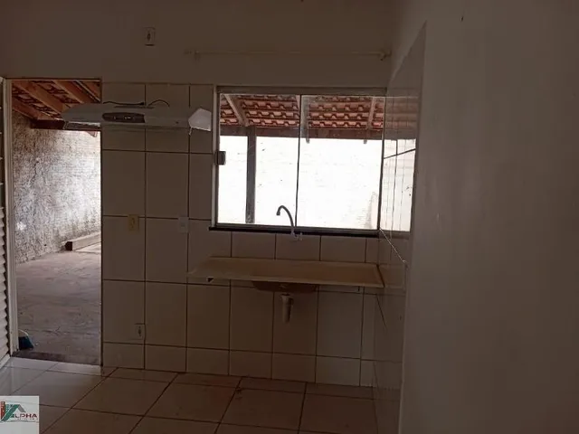 Imagem 11: Casa em Condomínio à Venda em Cuiabá-MT, Distrito Industrial: 3 Quartos, 1 Suíte